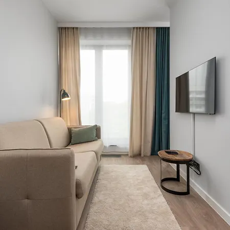 Aleja Solidarnosci 153 - A By Homeprime Apartman *