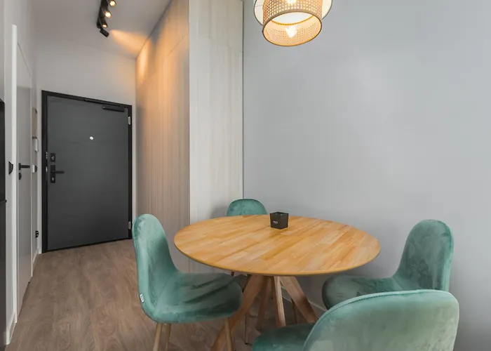 Aleja Solidarnosci 153 - A By Homeprime